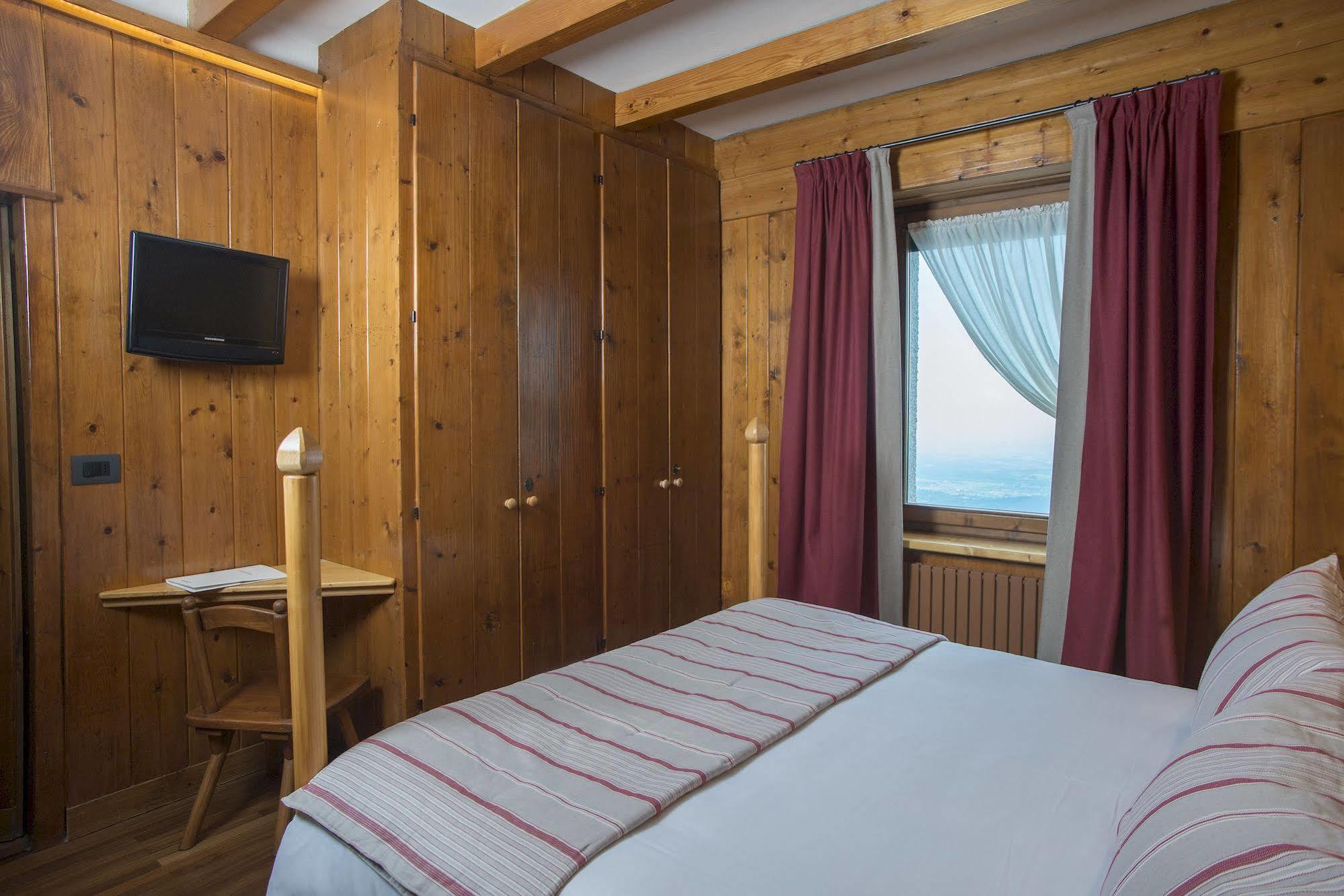 Albergo Ristorante Bucaneve Bielmonte 외부 사진
